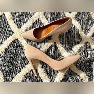 Cathy Jean Brazil Cream Suede Pumps 8